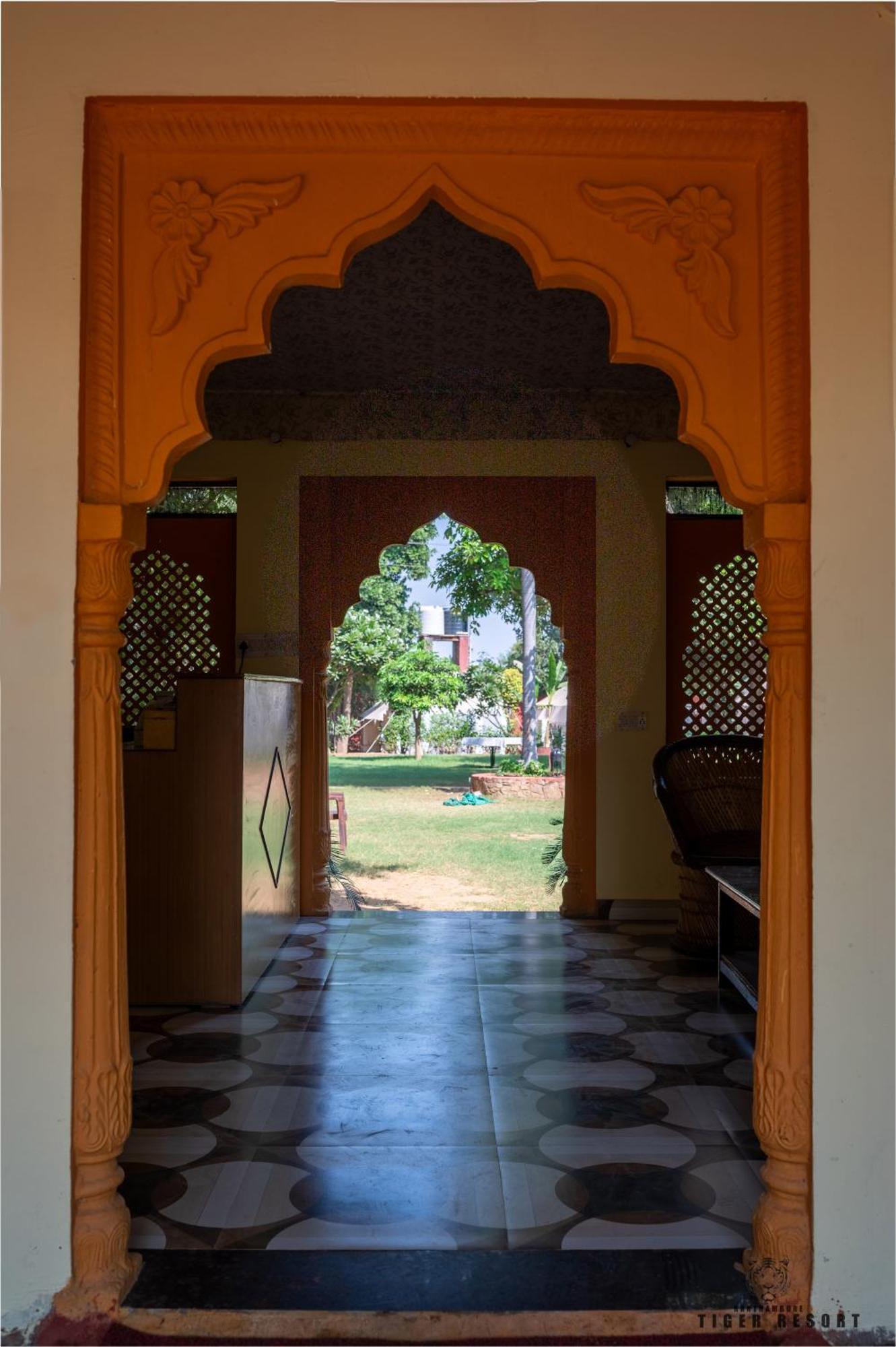 Ranthambore Tiger Resort Sawai Madhopur Extérieur photo